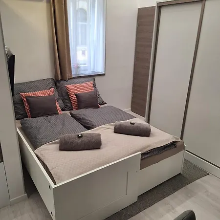 Larina Apartament Budapeszt